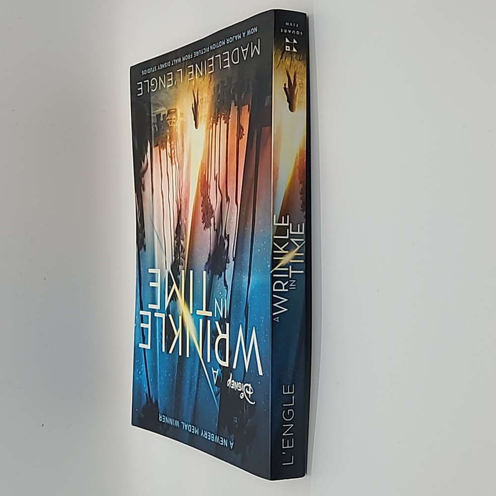 Disney A Wrinkle in Time - Picture 3 of 5